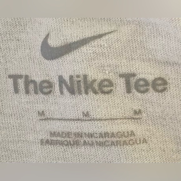 The Nike Tee Women’s Size Medium White/Royal Blue - Picture 2 of 2